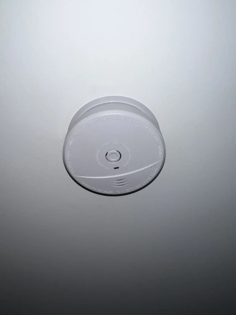 Stay Compliant with Victorian Smoke Alarm Regulations_2
